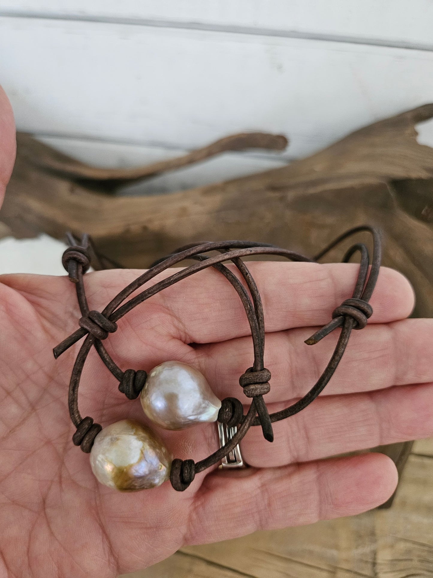 Large Golden Kasumi Pearl Leather Choker Necklace