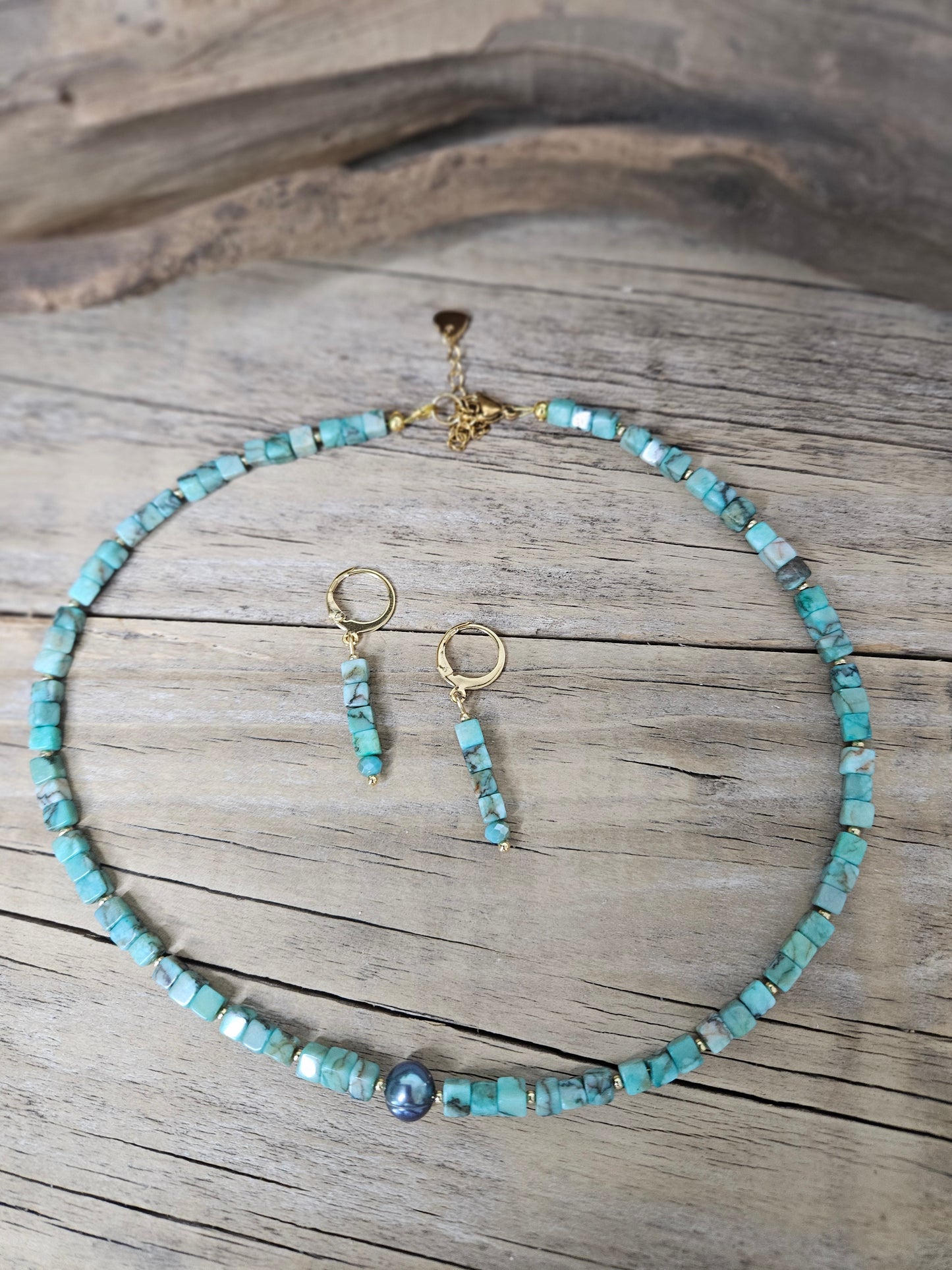 Turquoise color Shell Pearl Necklace Earring Set
