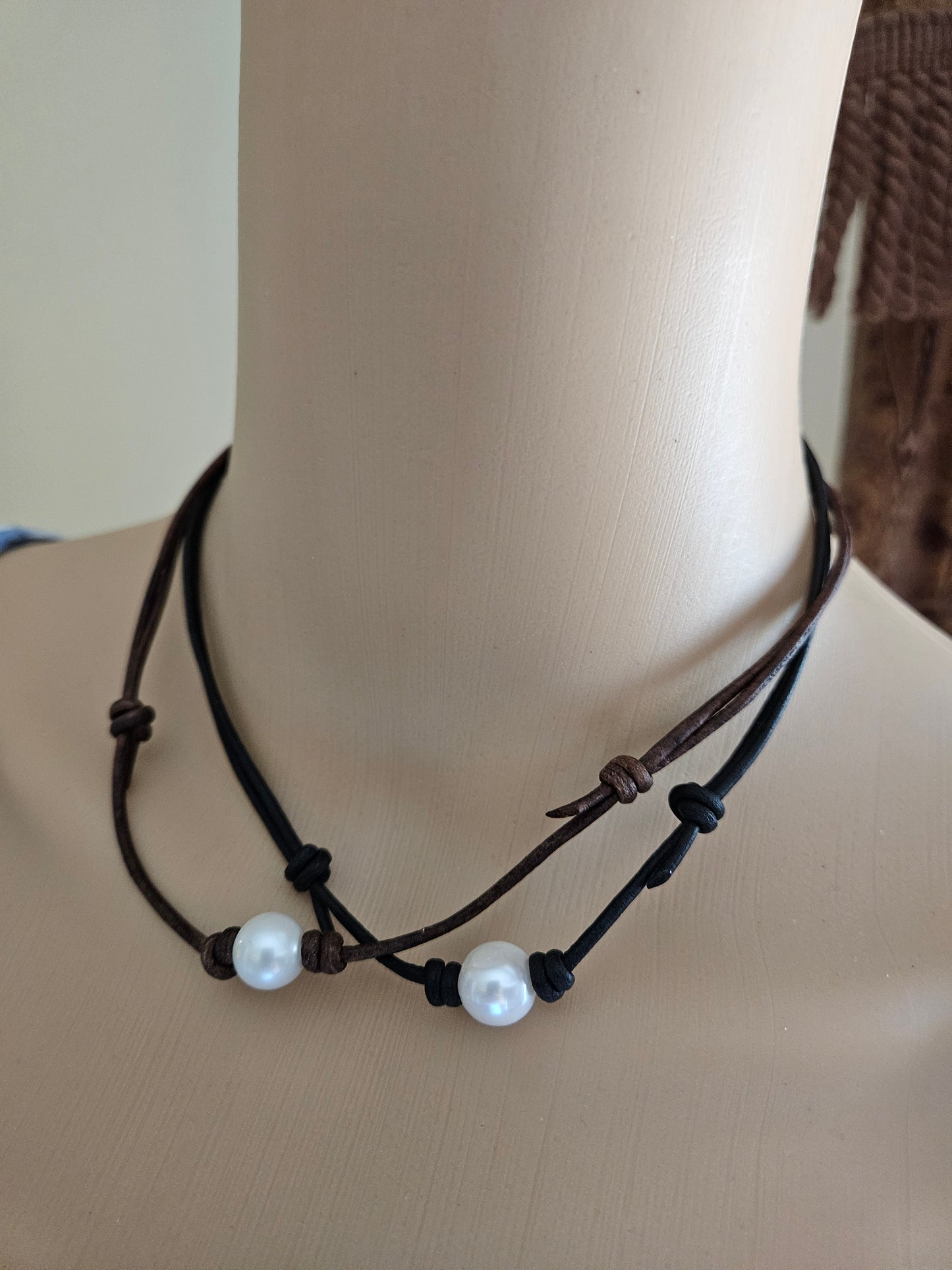 Boho Leather Choker Necklace with 10mm Freshwater Pearl