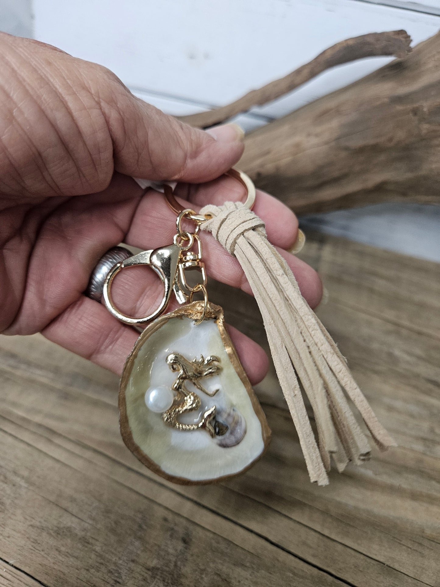 Mermaid Oyster Shell Tassel Keychain | Coastal Boho Purse Charm