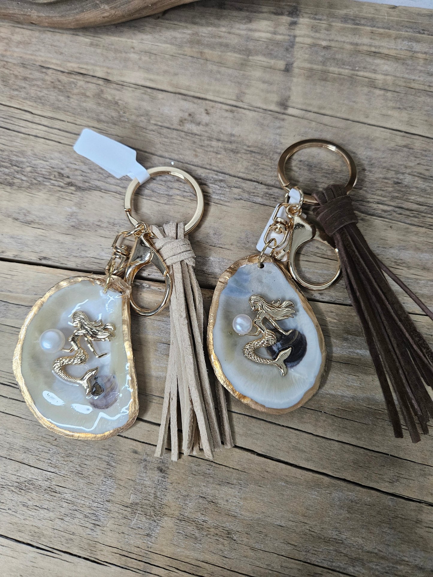 Mermaid Oyster Shell Tassel Keychain | Coastal Boho Purse Charm