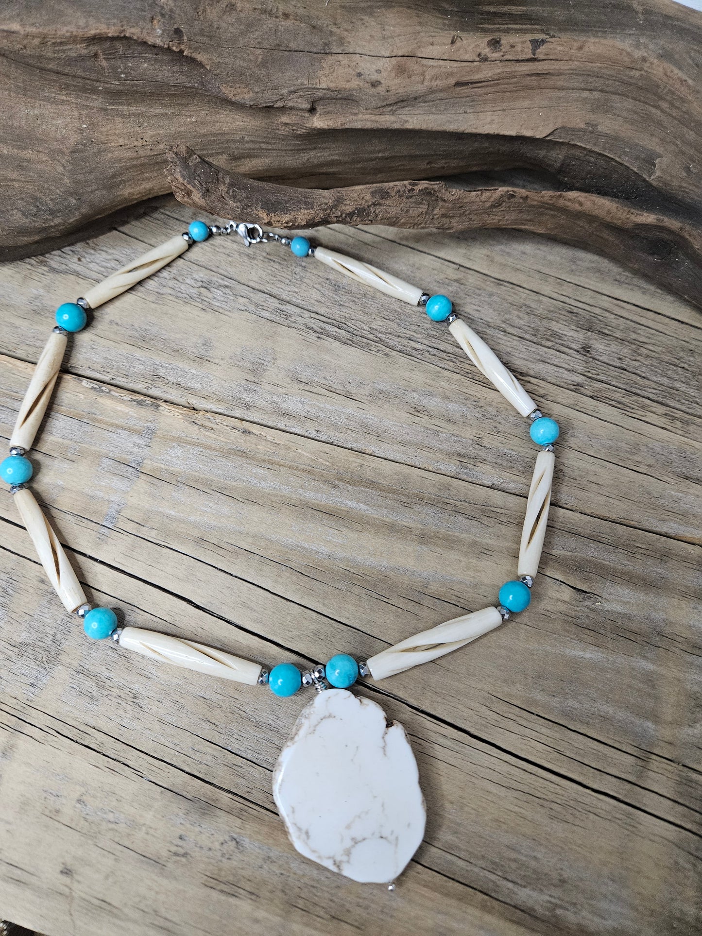 South Western Inspired-White Magnesite Bone Pendent Necklace