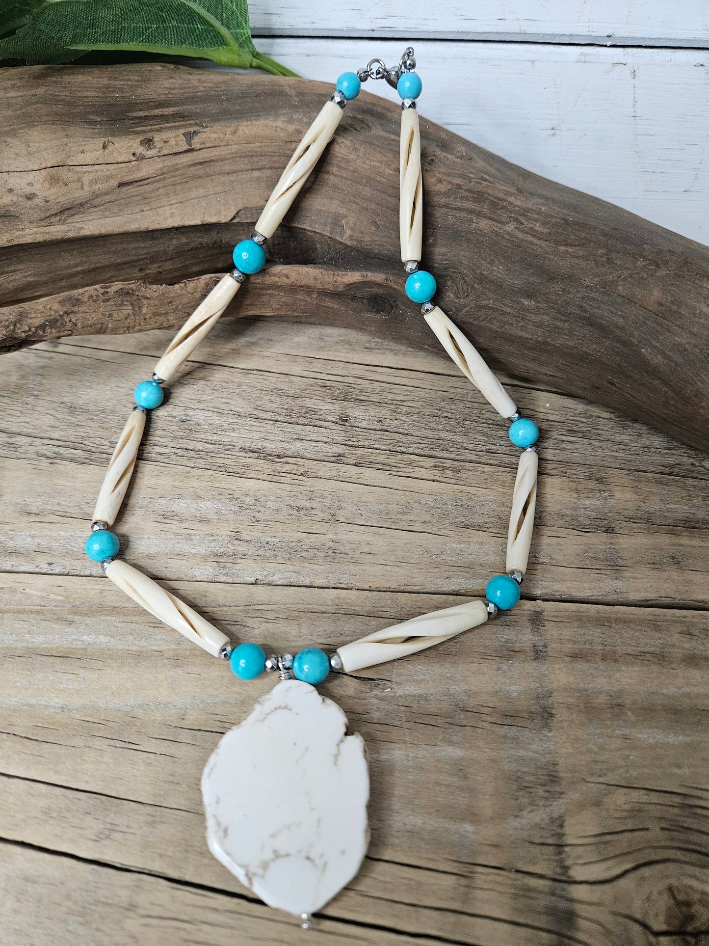 South Western Inspired-White Magnesite Bone Pendent Necklace