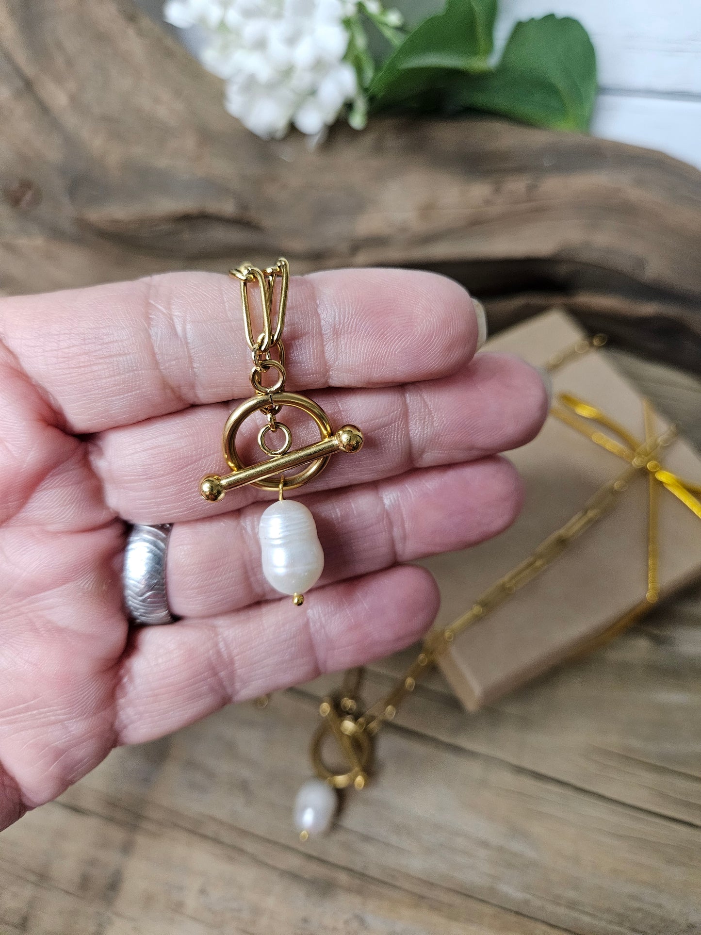 Gold Paperclip Pearl Toggle Necklace