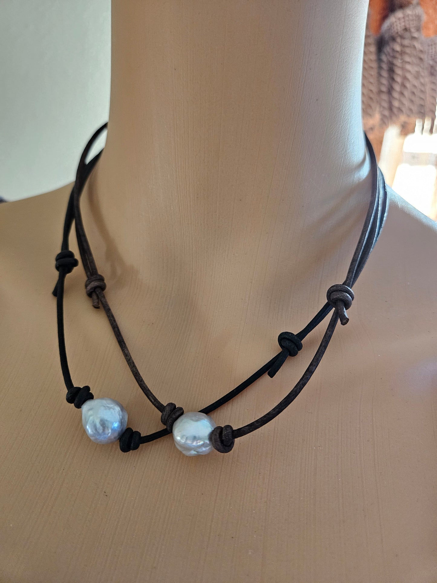 Silver Grey Single Baroque Pearl Leather Choker Necklace