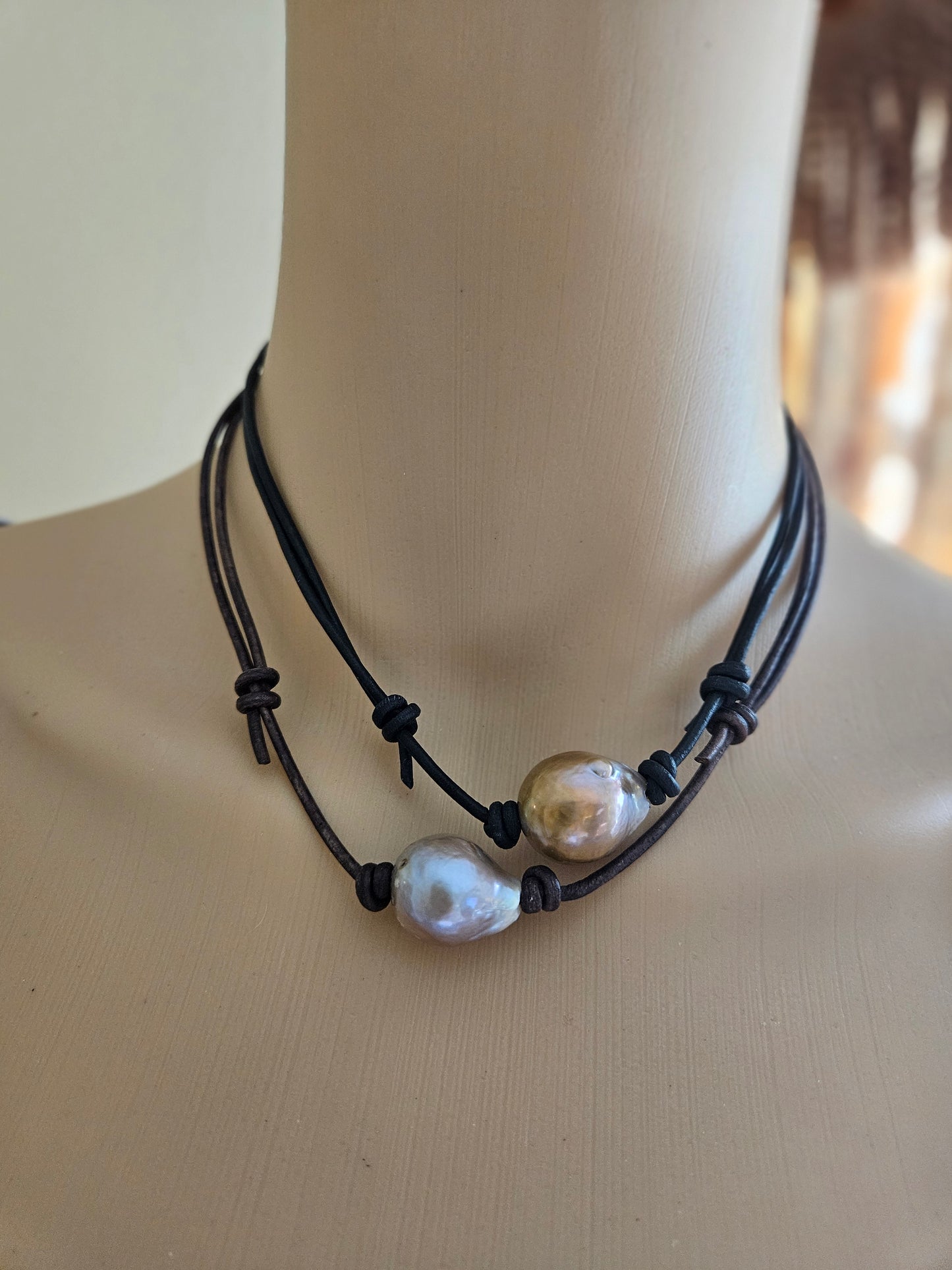 Large Golden Kasumi Pearl Leather Choker Necklace