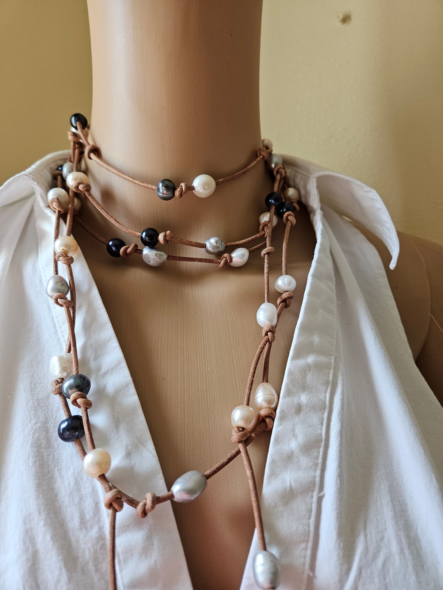 Boho Leather Lariat Necklace: Multi Pearl Colors, Extra Long