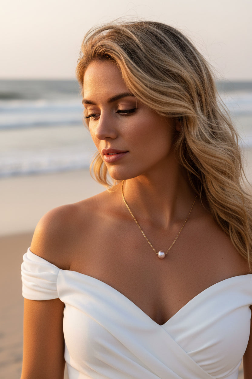 Floating Mauve Freshwater Pearl Necklace in Gold Stainless Steel