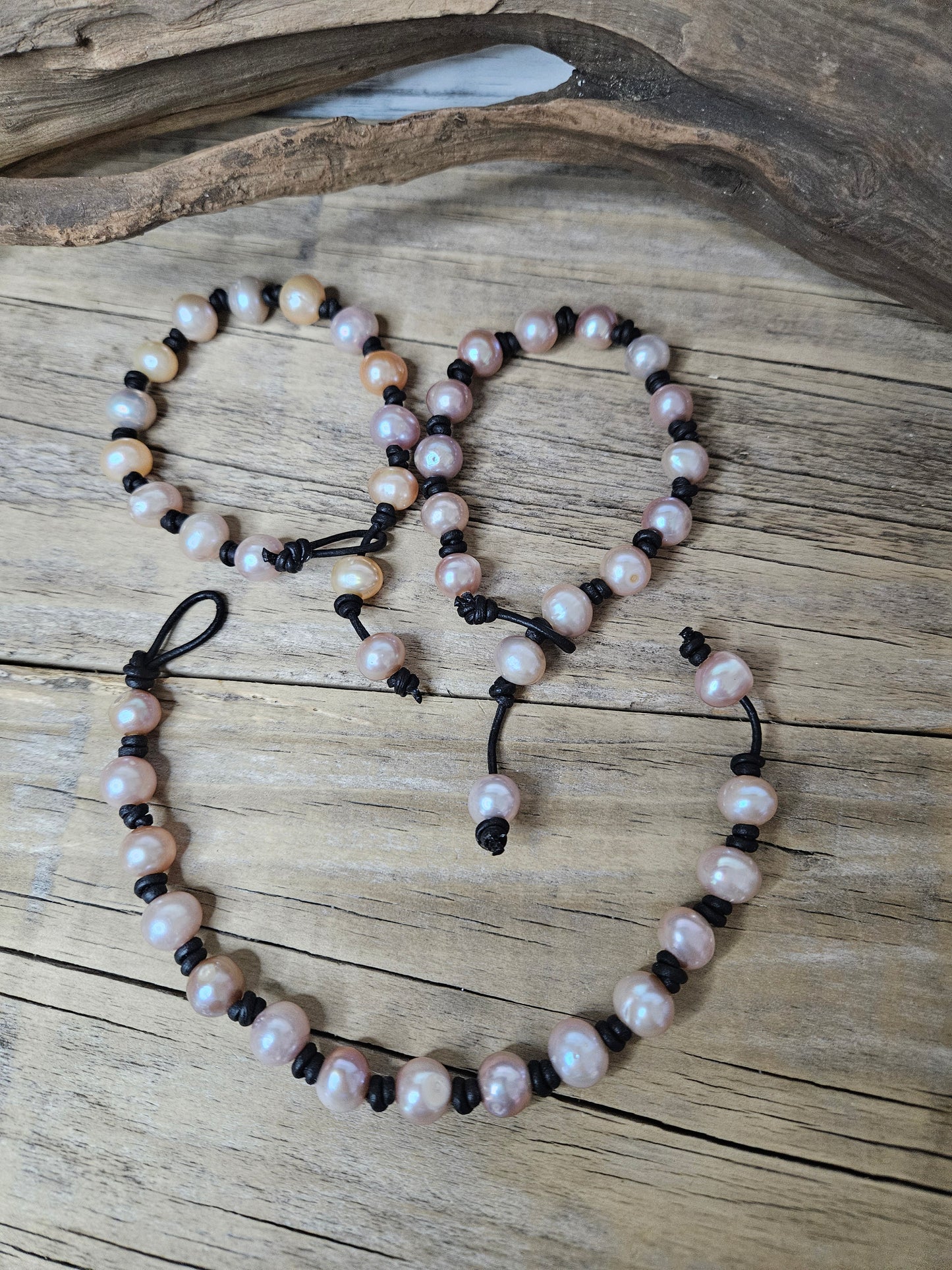 Leather Pearl Mauve Peach color Freshwater Pearl Bracelet