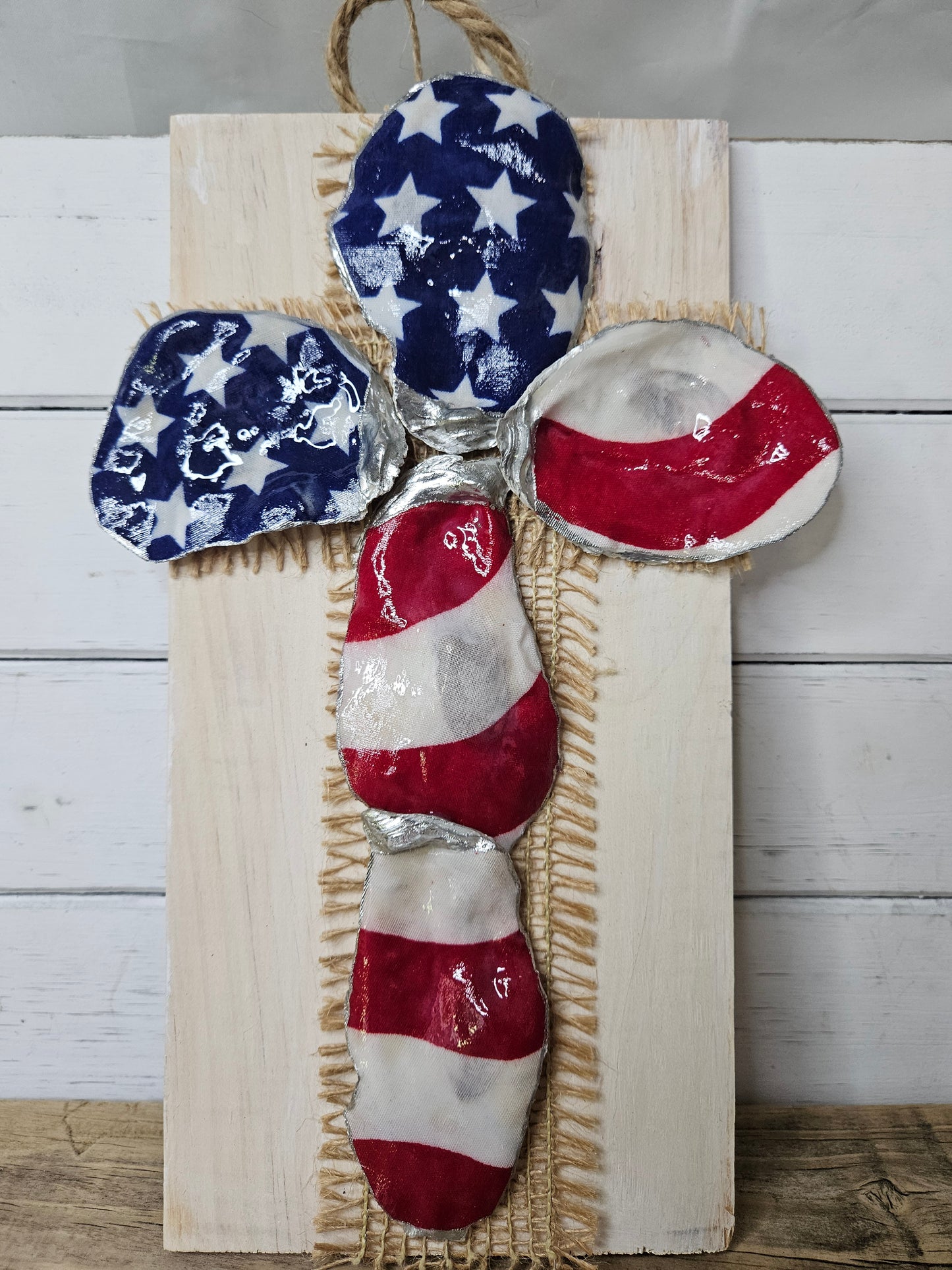 Patriotic Oyster Shell Cross : Red White & Blue