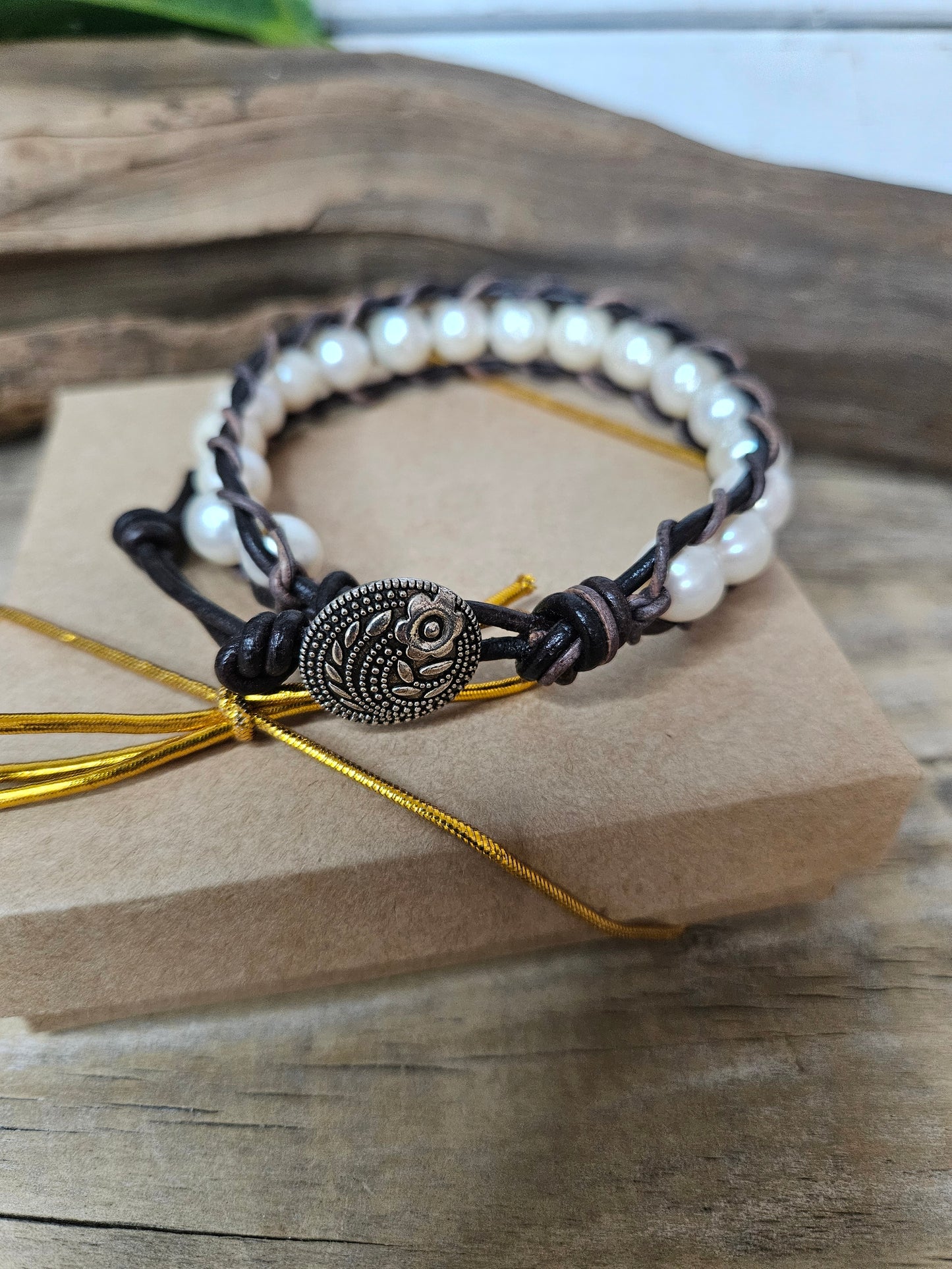 Leather Pearl Bracelet- Two Tone color Leather White Pearls