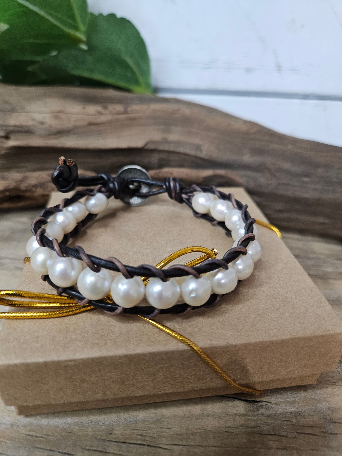 Leather Pearl Bracelet- Two Tone color Leather White Pearls