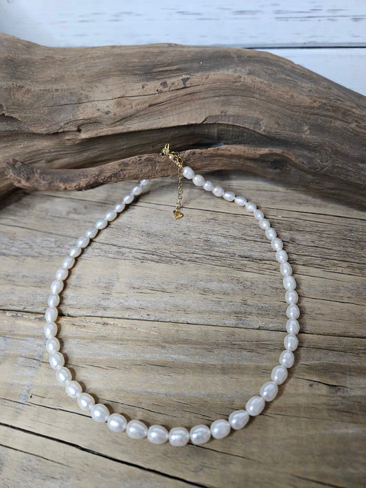 White Freshwater Rice Pearl Necklace